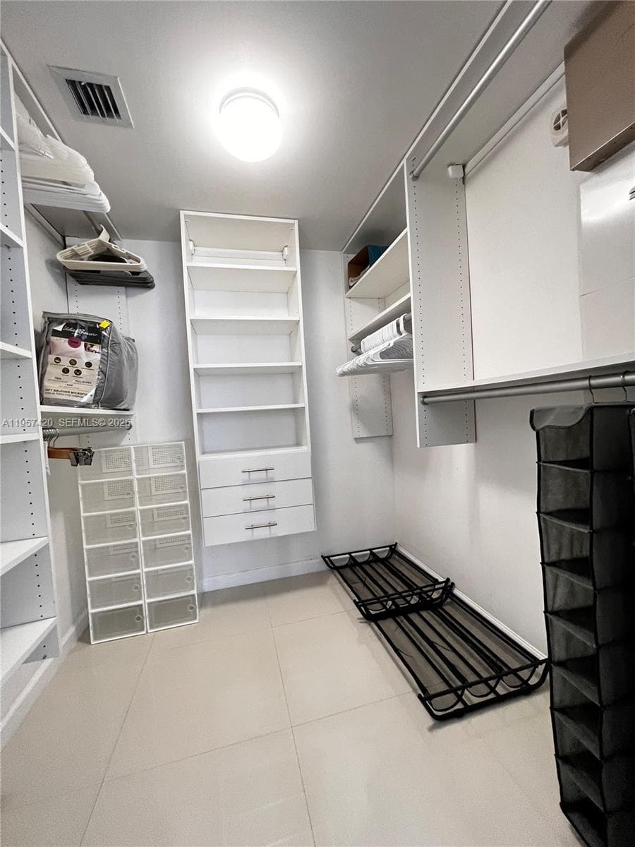 475 Brickell Ave # 4511, Miami FL 33131 — 20