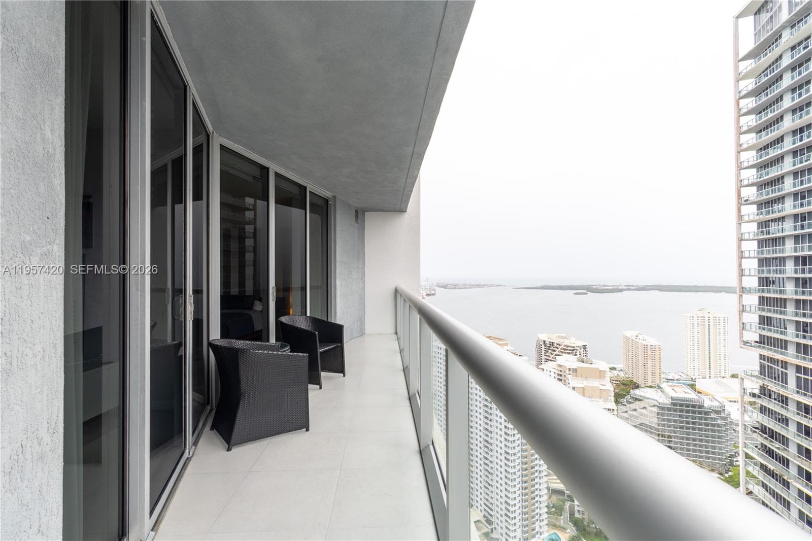 475 Brickell Ave # 4511, Miami FL 33131 — 34