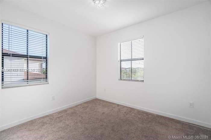 10301 W 32nd Ln, Hialeah FL 33018 — 20