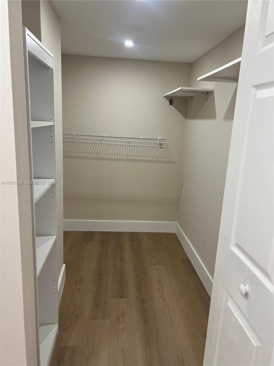 17021 N Bay Rd # 124, Sunny Isles Beach FL 33160 — 16