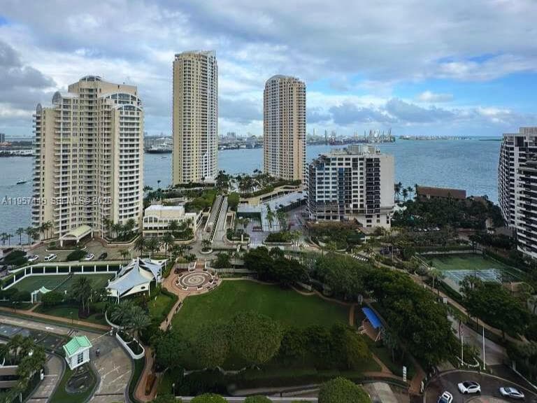 701 Brickell Key Blvd # 2309, Miami FL 33131 — 12
