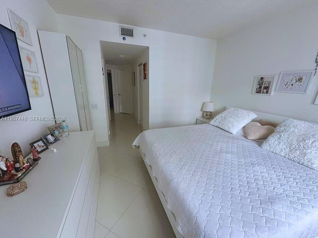 701 Brickell Key Blvd # 2309, Miami FL 33131 — 8