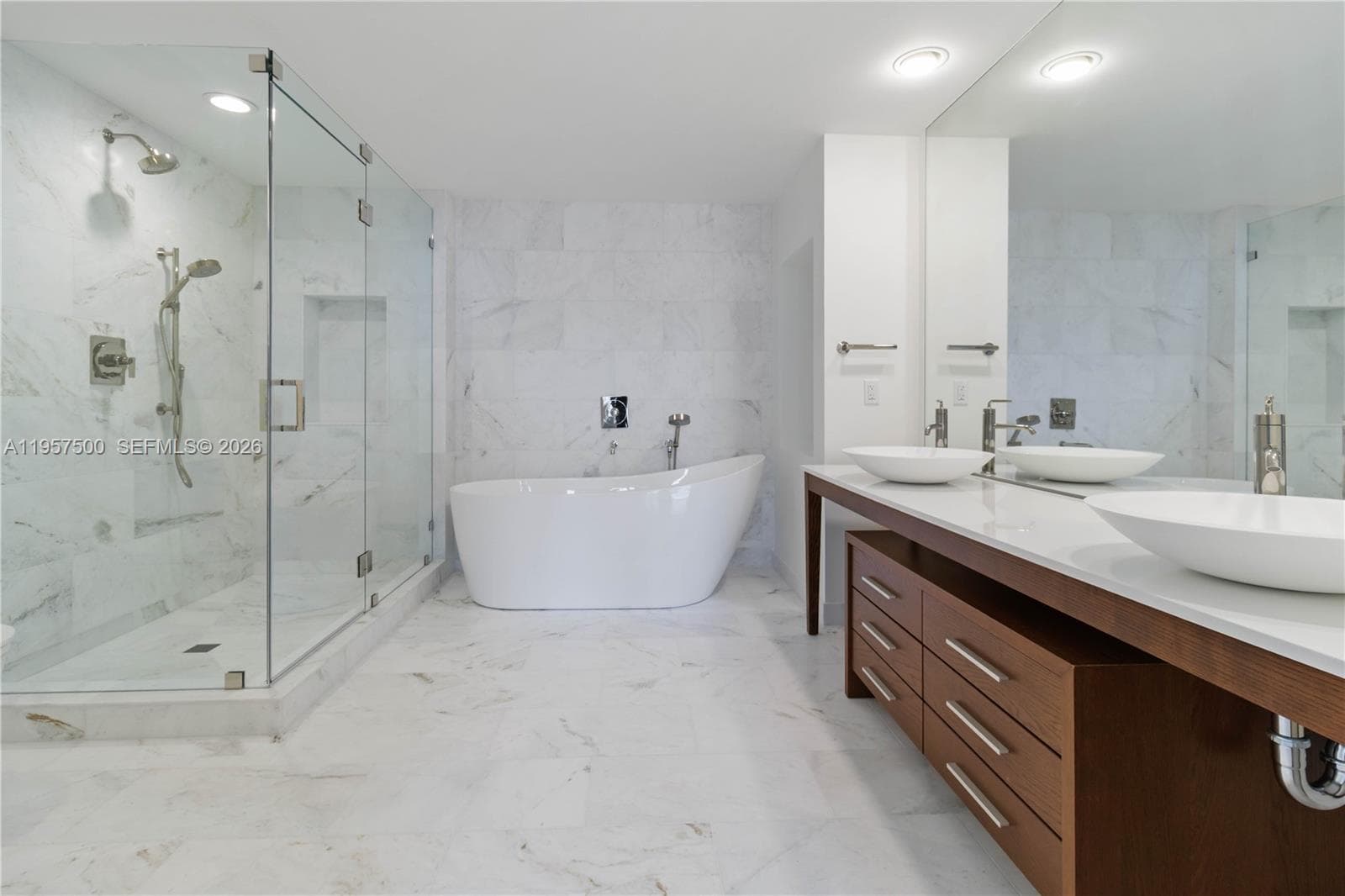 495 Brickell Ave # 2303, Miami FL 33131 — 9