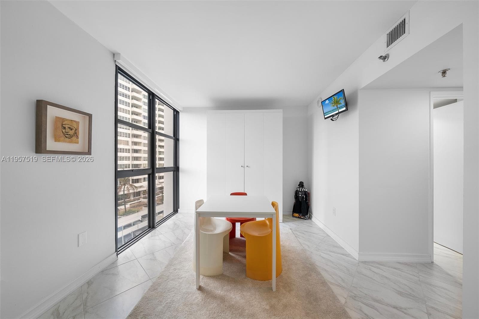 9 Island Ave # 710, Miami Beach FL 33139 — 11