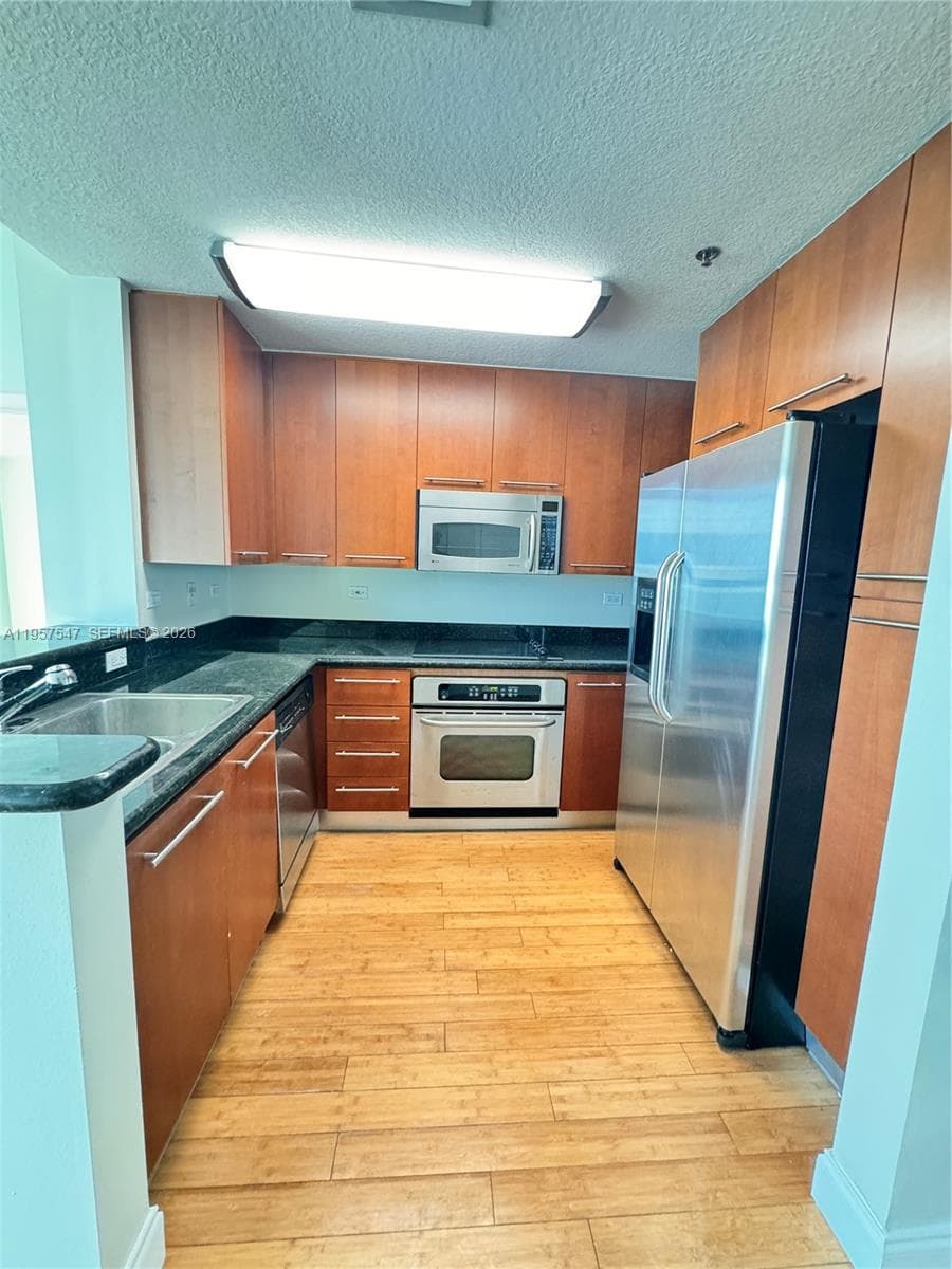 6515 Collins Ave # 905, Miami Beach FL 33141 — 9