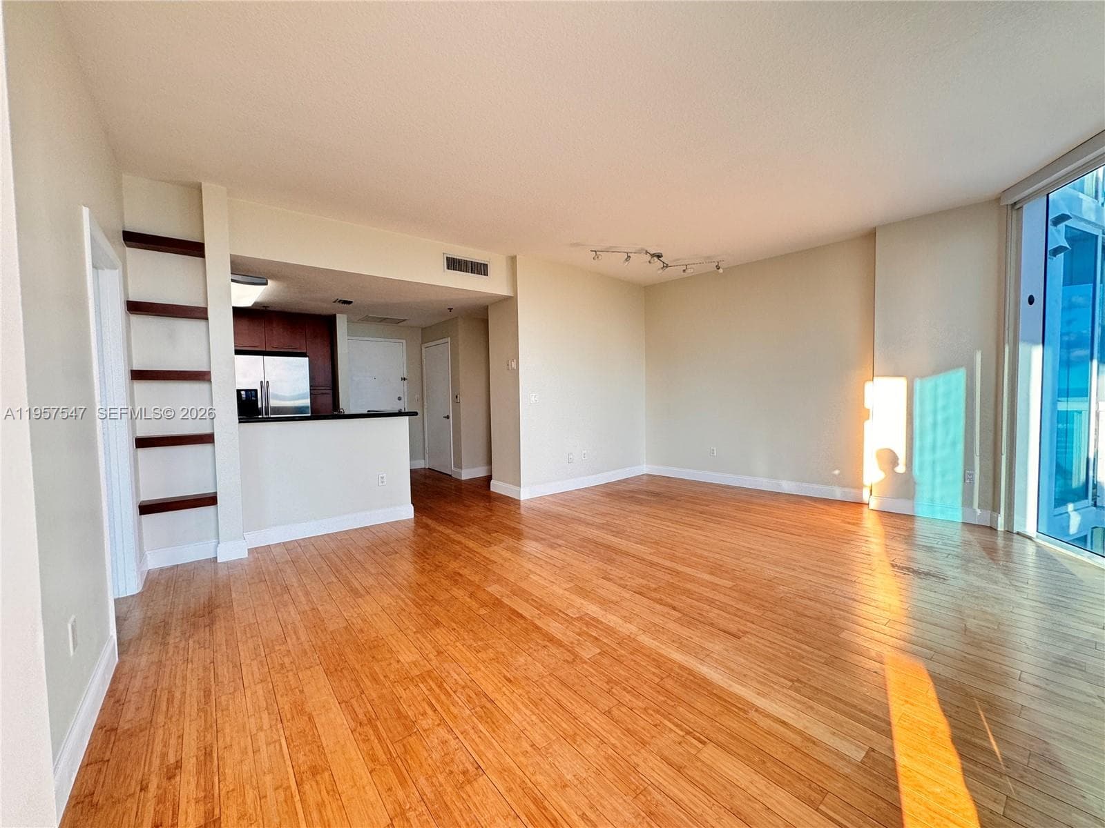 6515 Collins Ave # 905, Miami Beach FL 33141 — 11