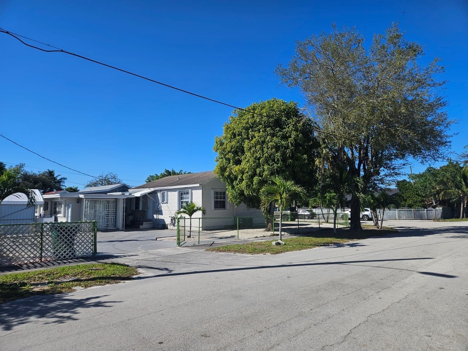 3500 NW 12th Street, Miami FL 33125 — 2