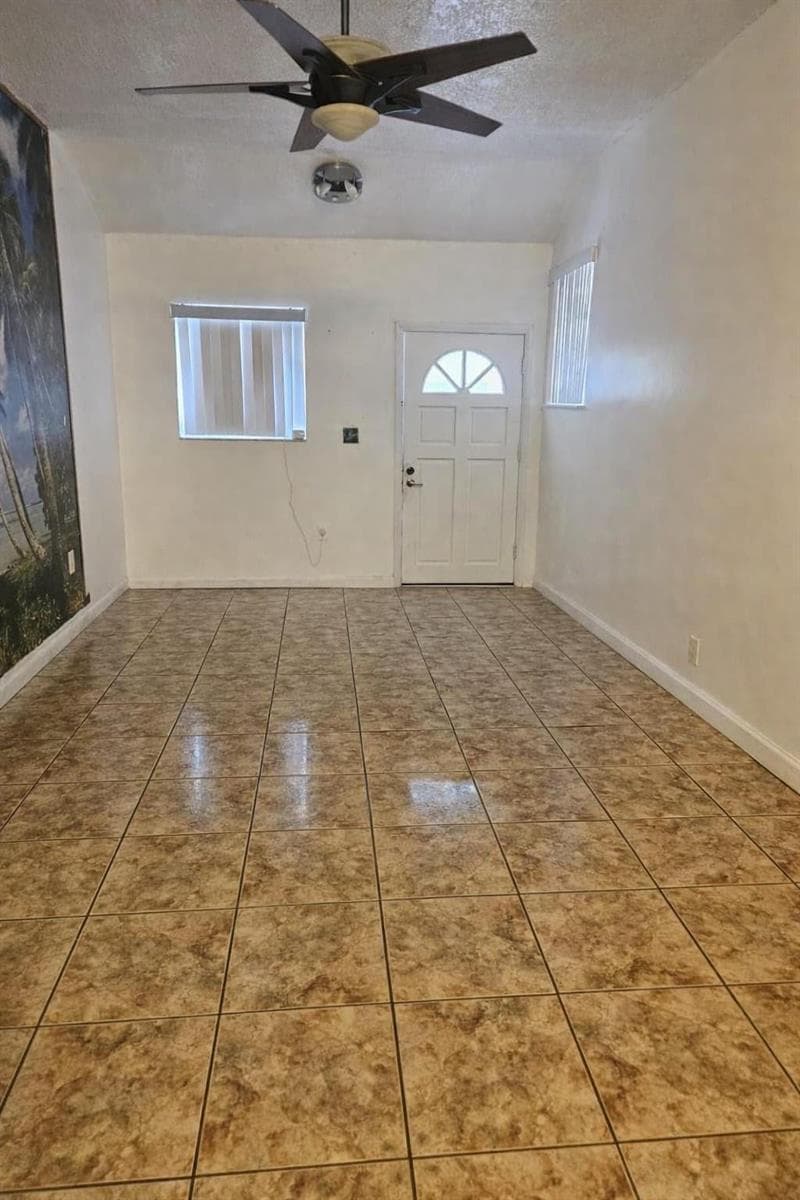 3500 NW 12th Street, Miami FL 33125 — 12