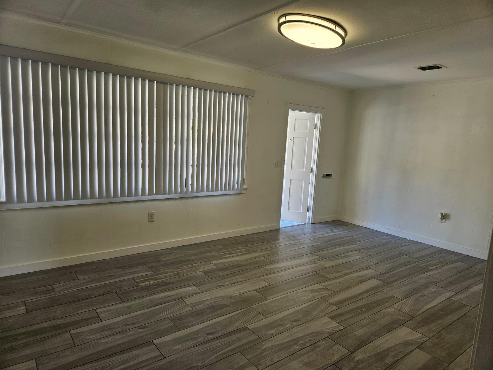 3500 NW 12th Street, Miami FL 33125 — 3