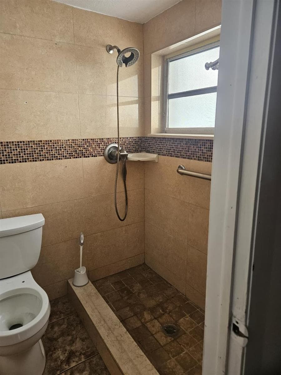 3500 NW 12th Street, Miami FL 33125 — 20
