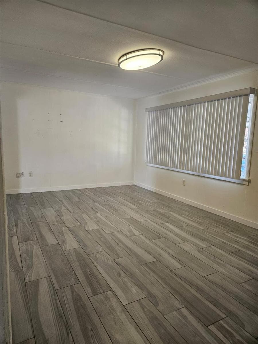 3500 NW 12th Street, Miami FL 33125 — 9