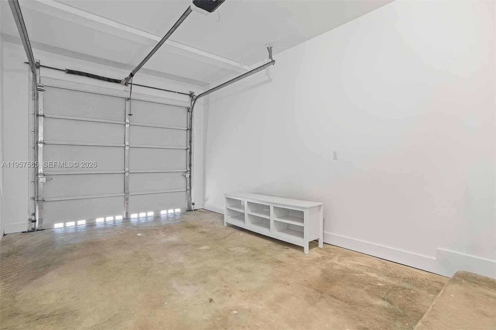 2784 SW 34th Ave, Miami FL 33133 — 35