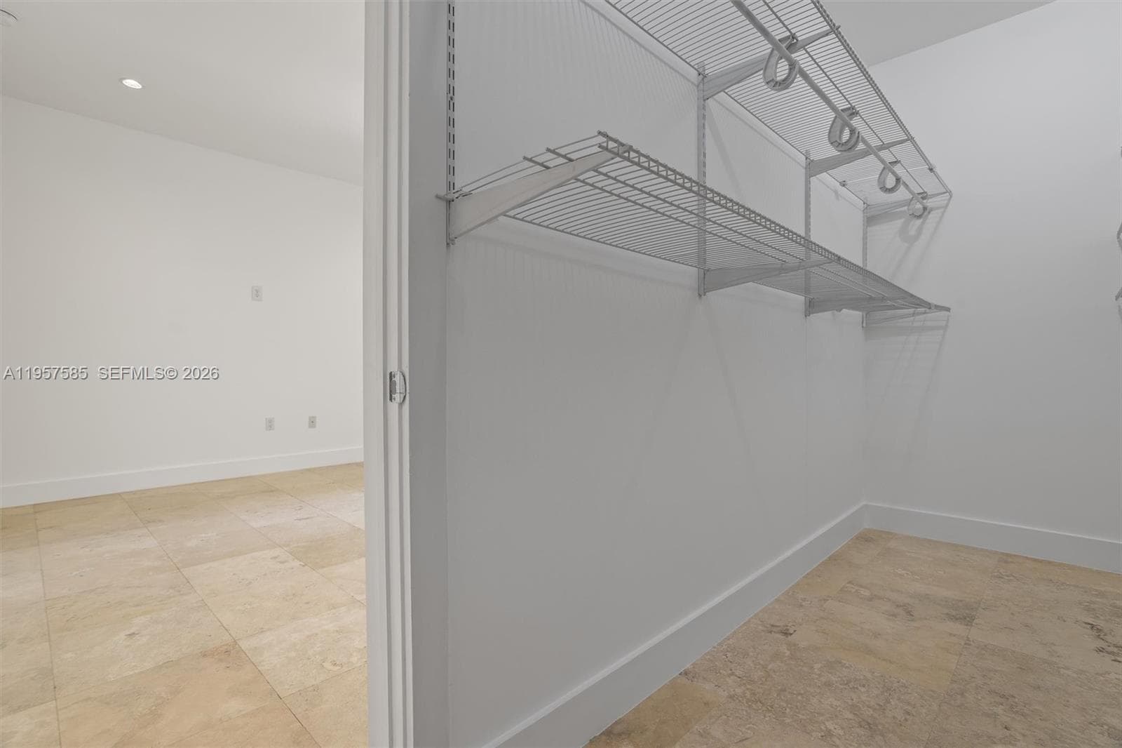2784 SW 34th Ave, Miami FL 33133 — 25