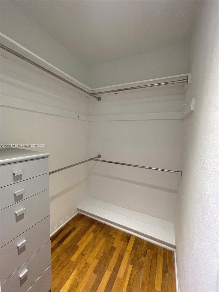 7312 Gary Ave # 7312, Miami Beach FL 33141 — 23