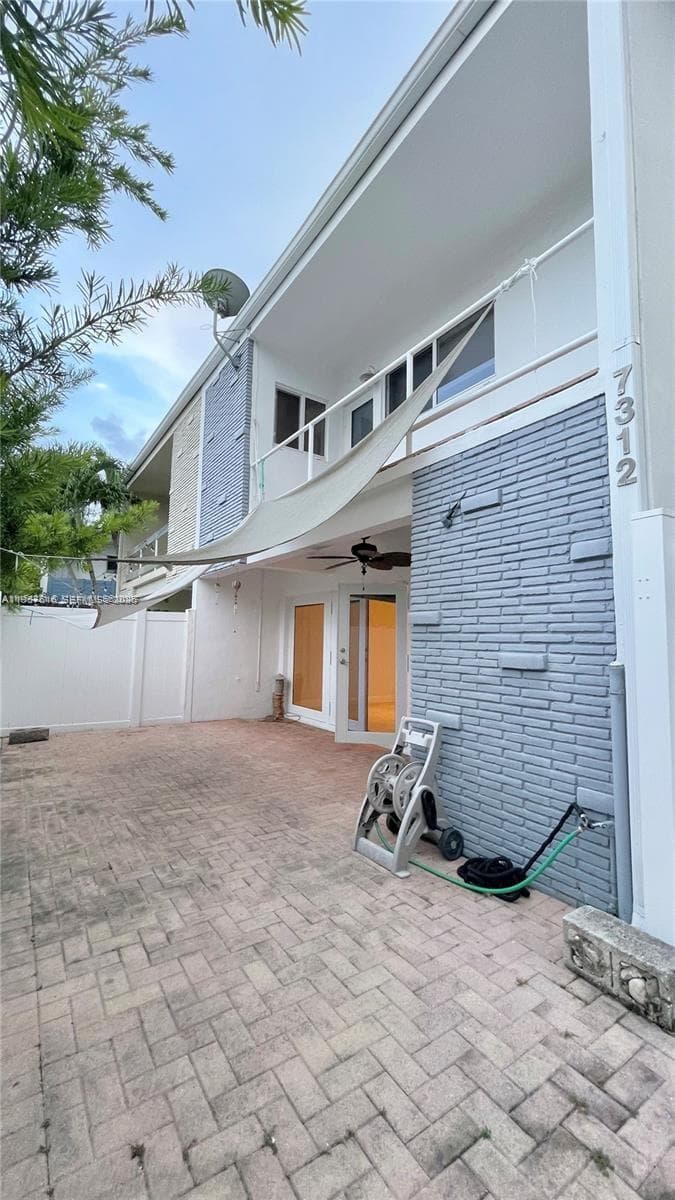 7312 Gary Ave # 7312, Miami Beach FL 33141 — 42