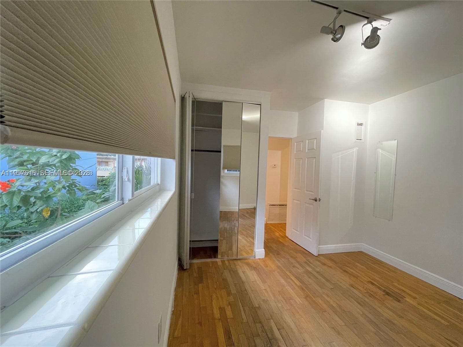7312 Gary Ave # 7312, Miami Beach FL 33141 — 16