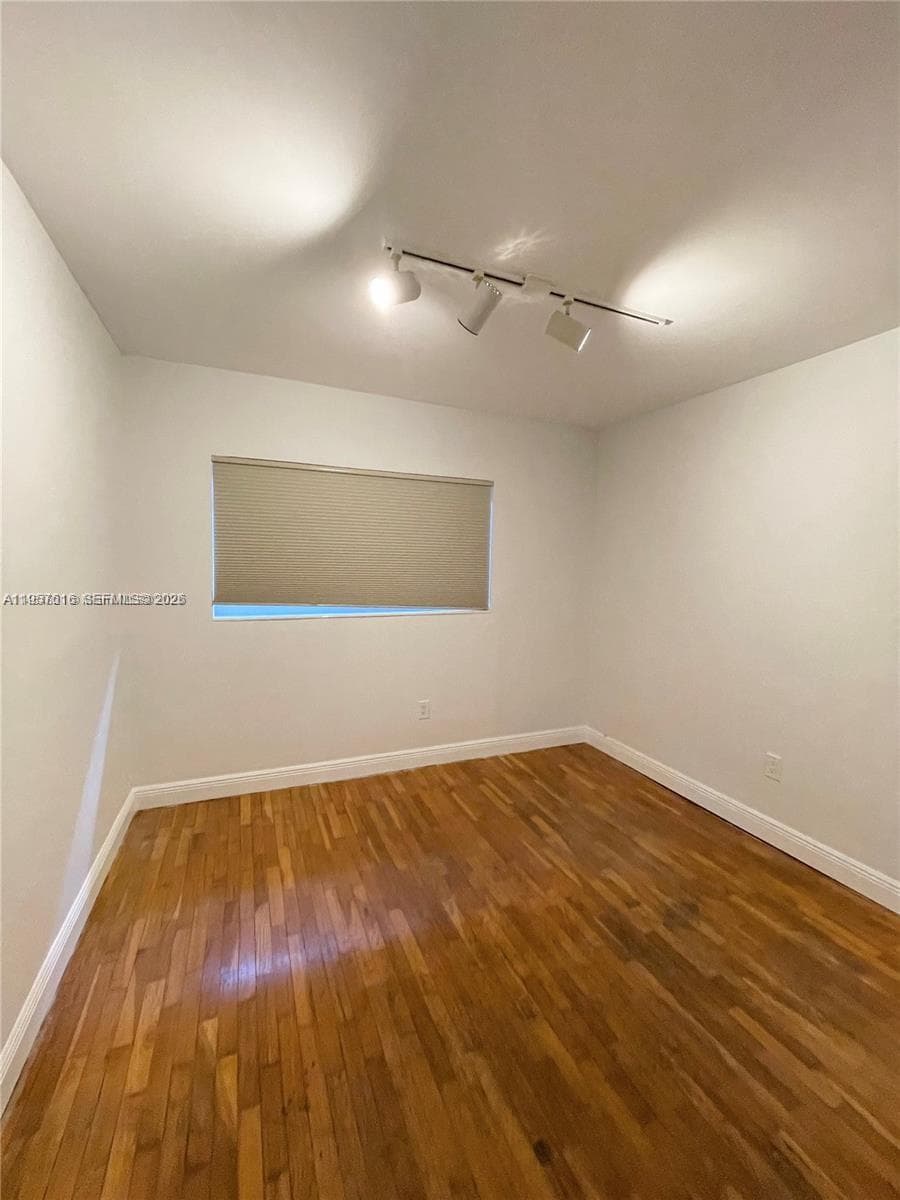 7312 Gary Ave # 7312, Miami Beach FL 33141 — 31