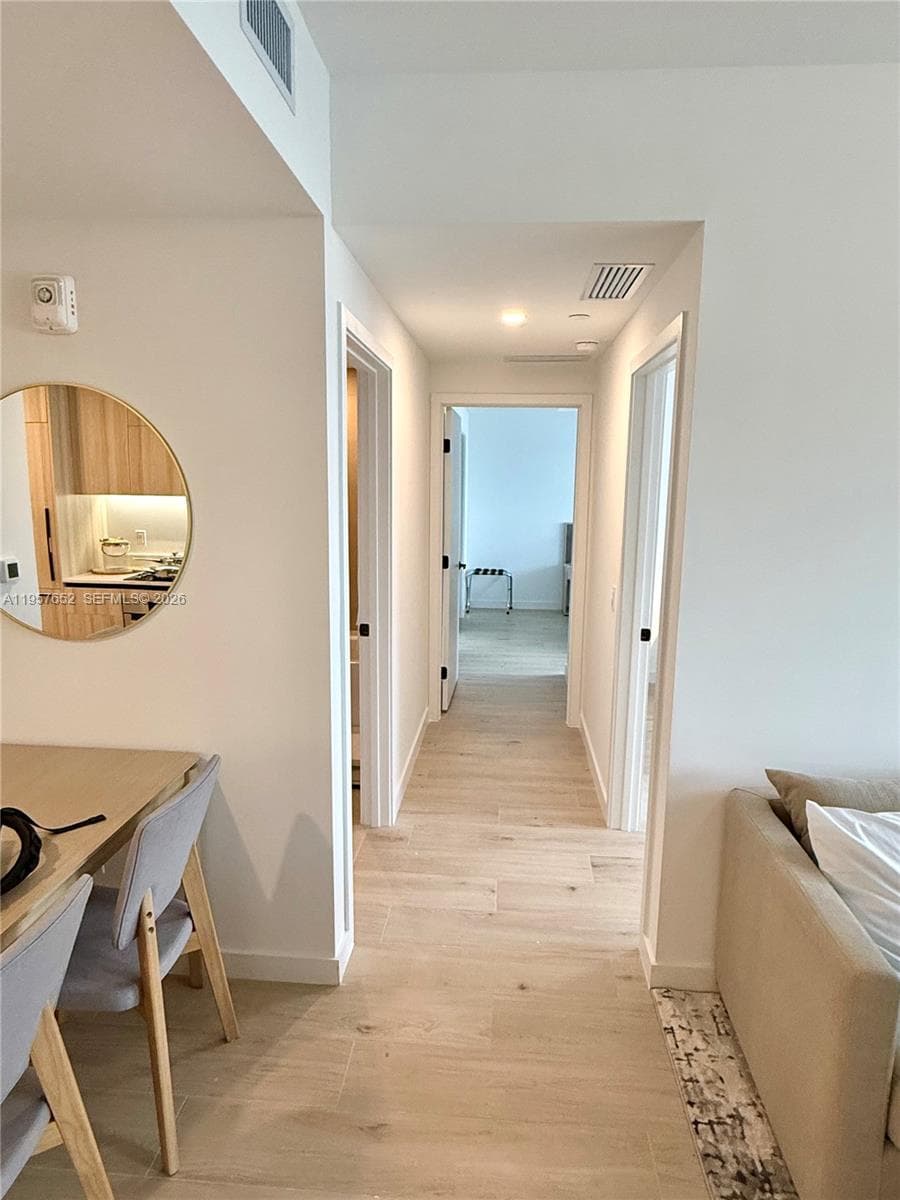 225 N Miami Ave # 3406, Miami FL 33128 — 7