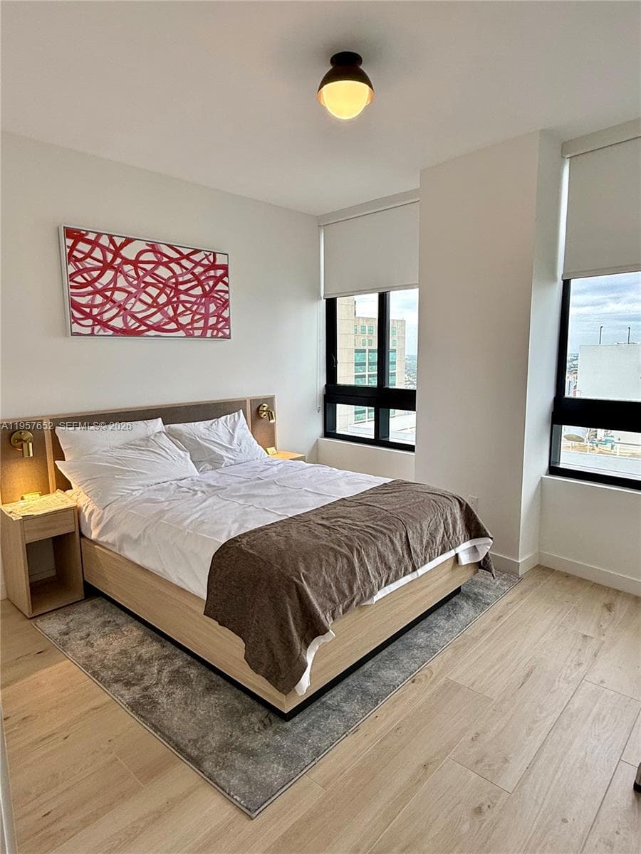 225 N Miami Ave # 3406, Miami FL 33128 — 8