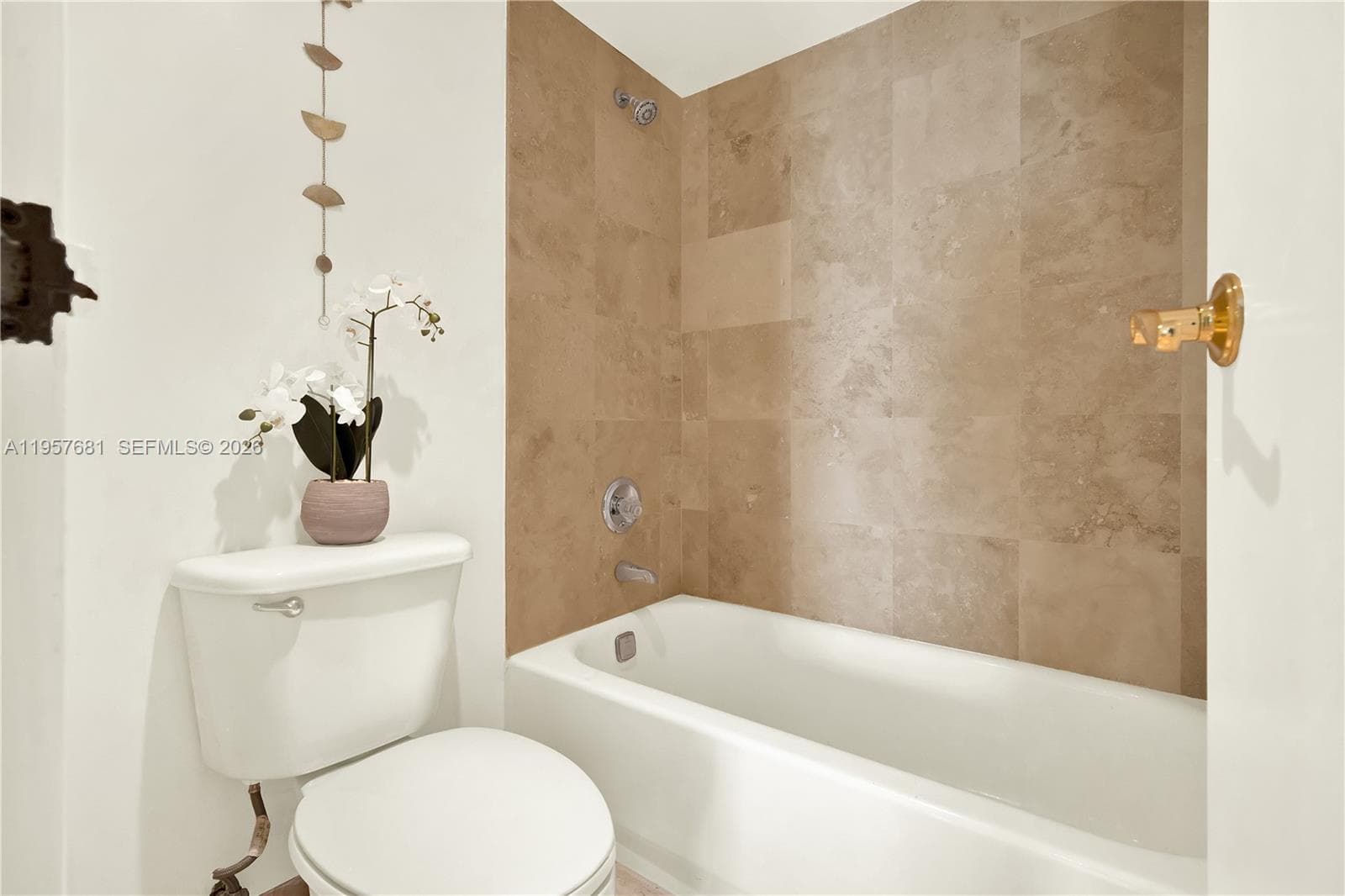 100 S Bayview Dr # 1222, Sunny Isles Beach FL 33160 — 23