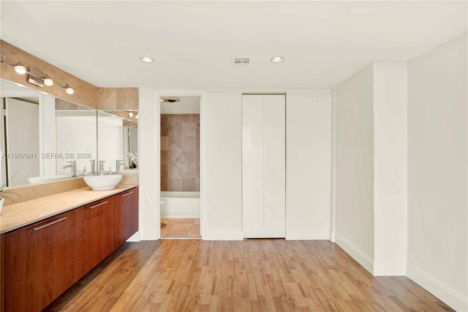 100 S Bayview Dr # 1222, Sunny Isles Beach FL 33160 — 22