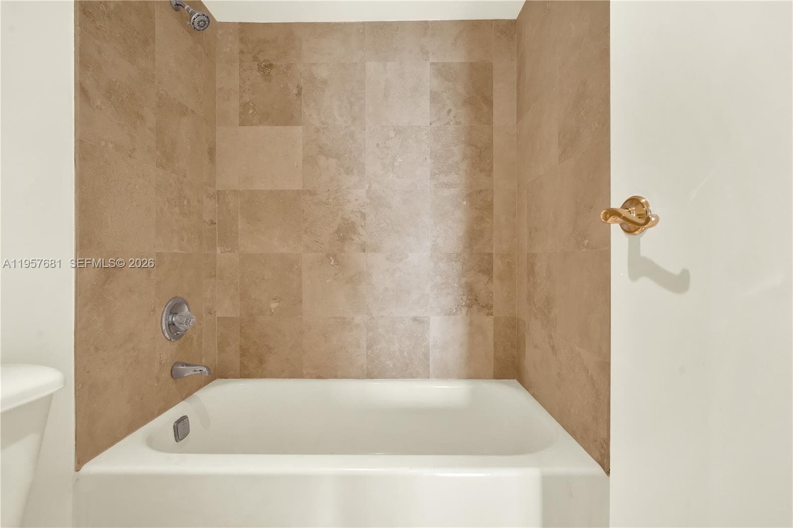 100 S Bayview Dr # 1222, Sunny Isles Beach FL 33160 — 24