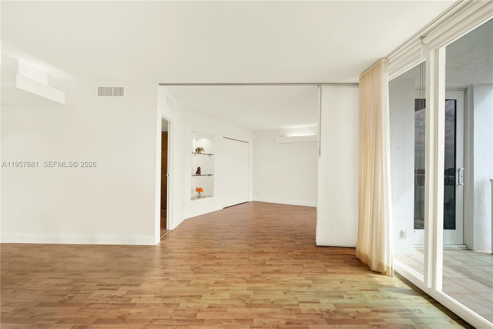 100 S Bayview Dr # 1222, Sunny Isles Beach FL 33160 — 11