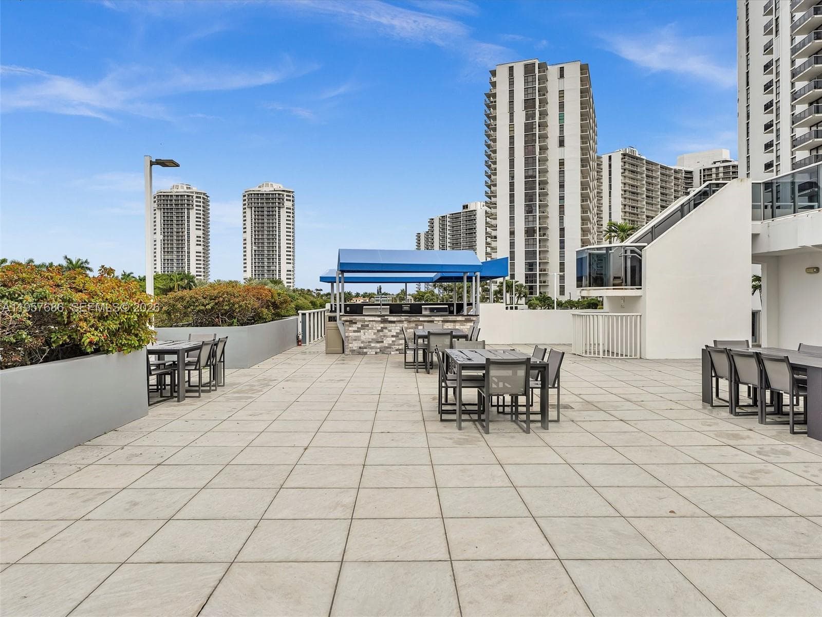 3675 N Country Club Dr # 609, Aventura FL 33180 — 55