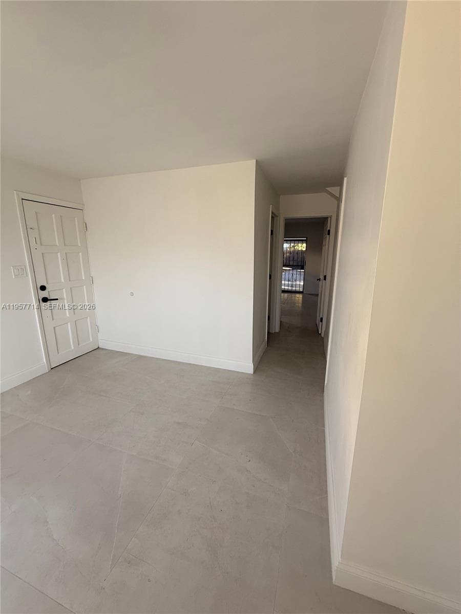 525 SW 22 AVE # B, Miami FL 33135 — 6