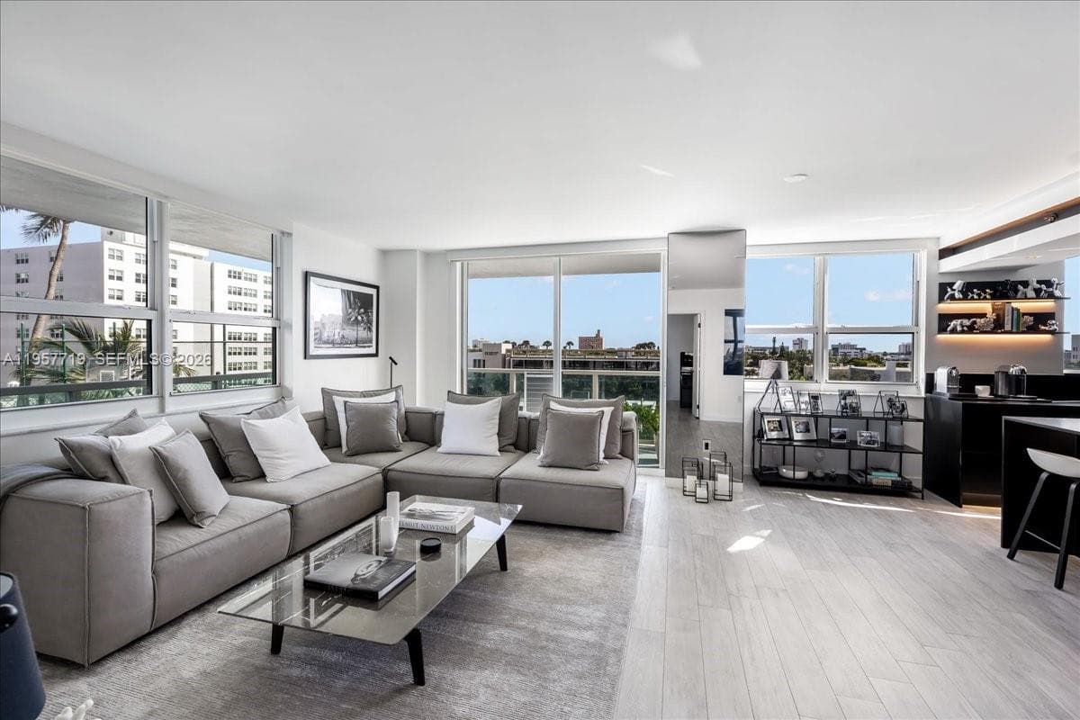 650 West Ave # 712, Miami Beach FL 33139 — 23