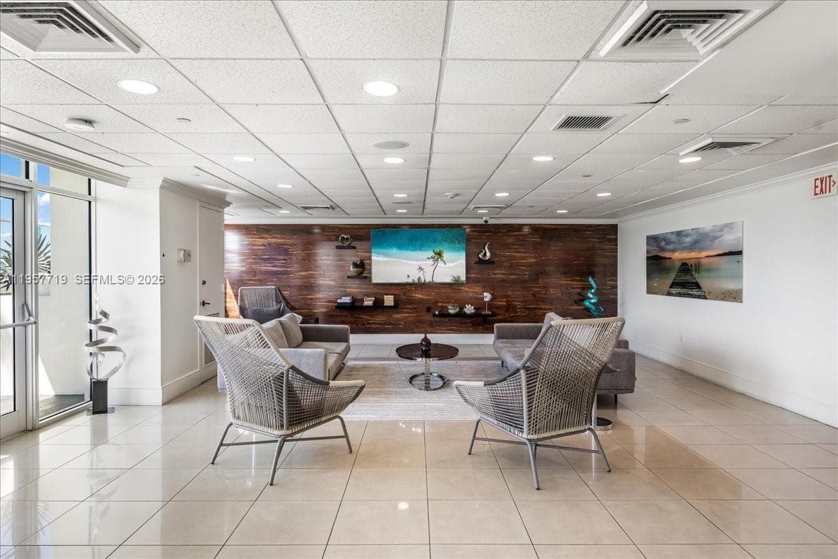 650 West Ave # 712, Miami Beach FL 33139 — 27