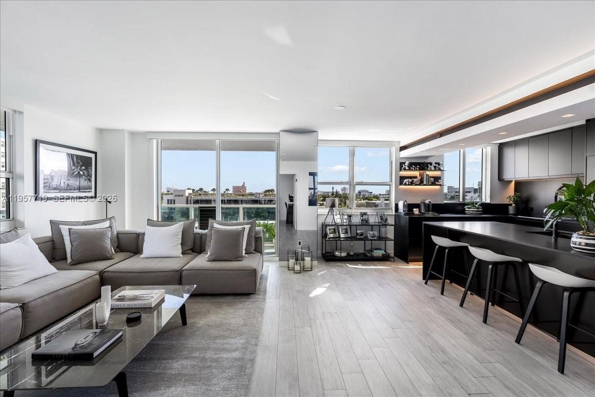 650 West Ave # 712, Miami Beach FL 33139 — 12