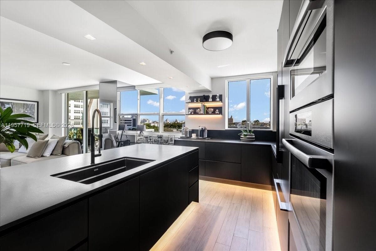 650 West Ave # 712, Miami Beach FL 33139 — 9