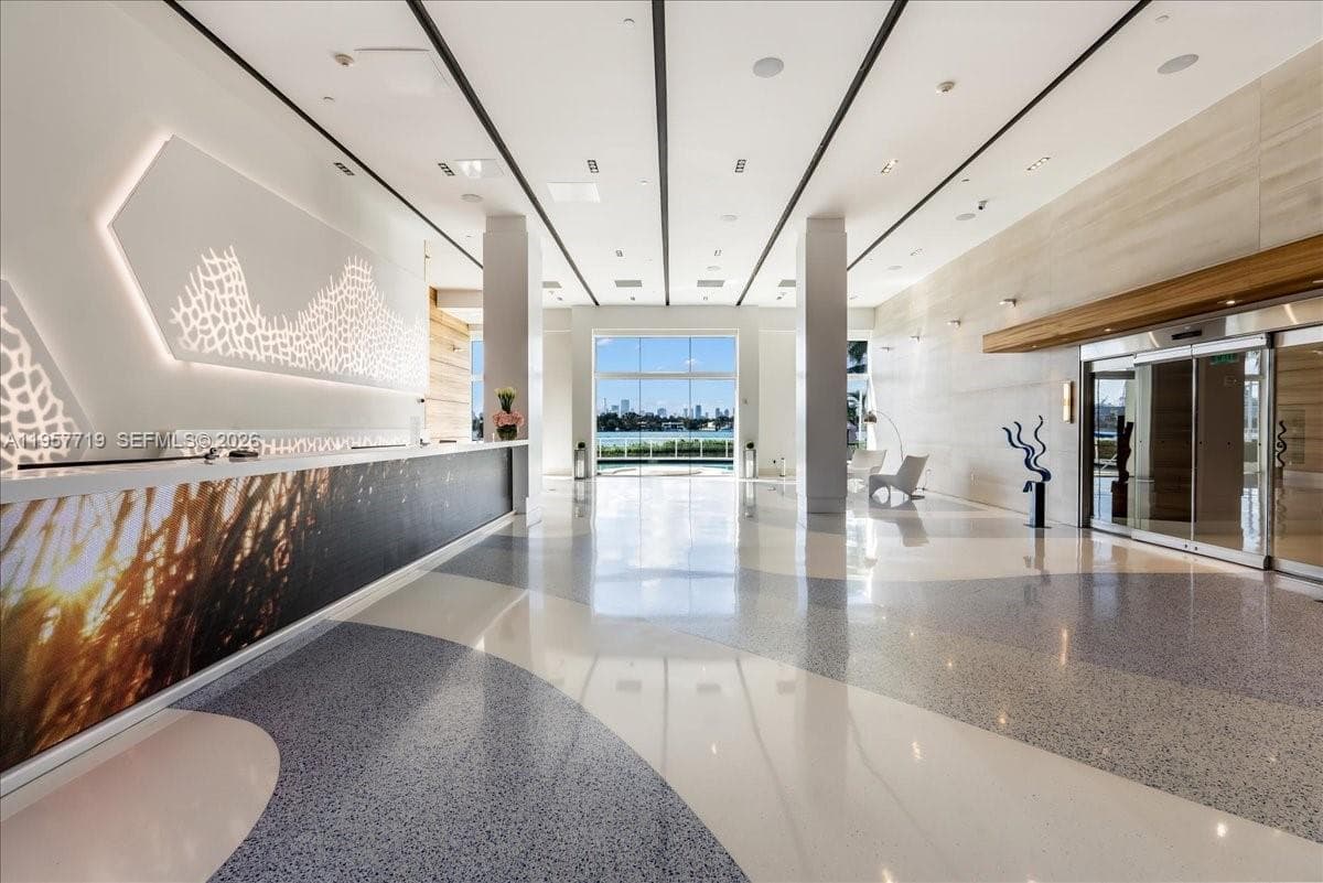 650 West Ave # 712, Miami Beach FL 33139 — 34