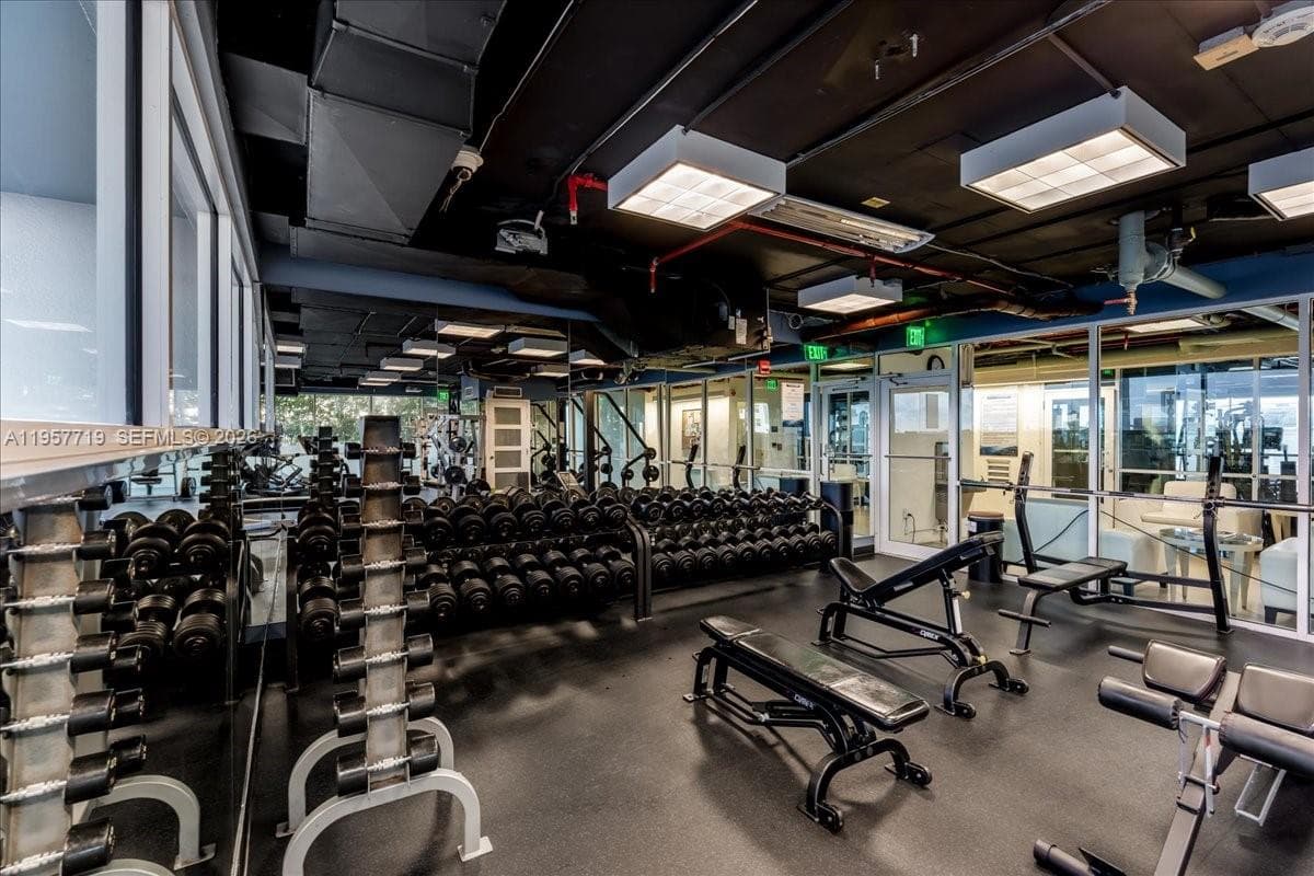 650 West Ave # 712, Miami Beach FL 33139 — 33