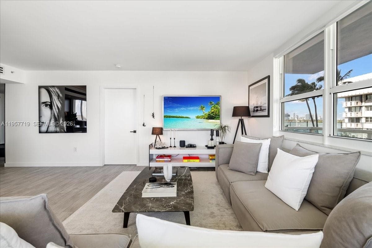 650 West Ave # 712, Miami Beach FL 33139 — 14