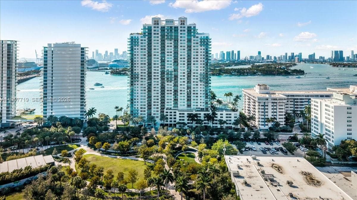 650 West Ave # 712, Miami Beach FL 33139 — 37