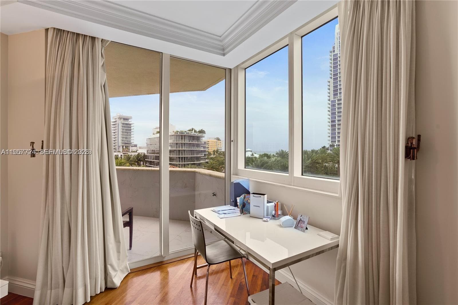 300 S Pointe Dr # 605, Miami Beach FL 33139 — 13