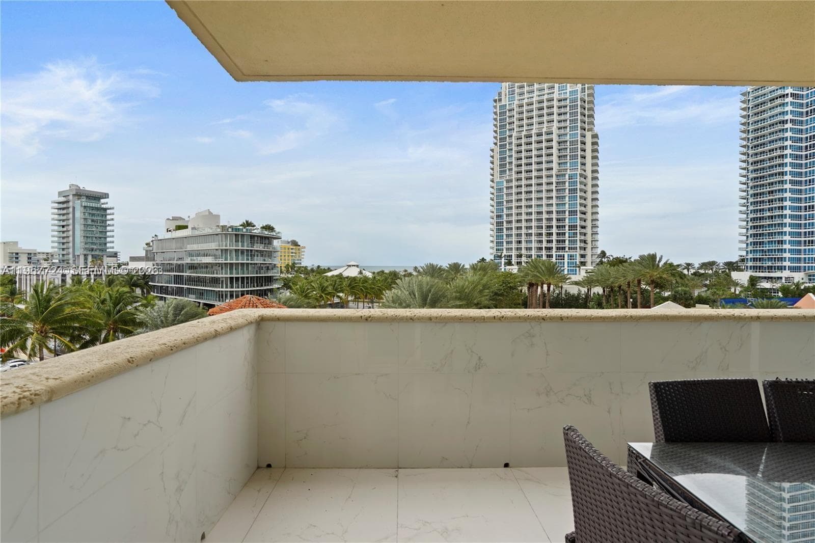 300 S Pointe Dr # 605, Miami Beach FL 33139 — 20