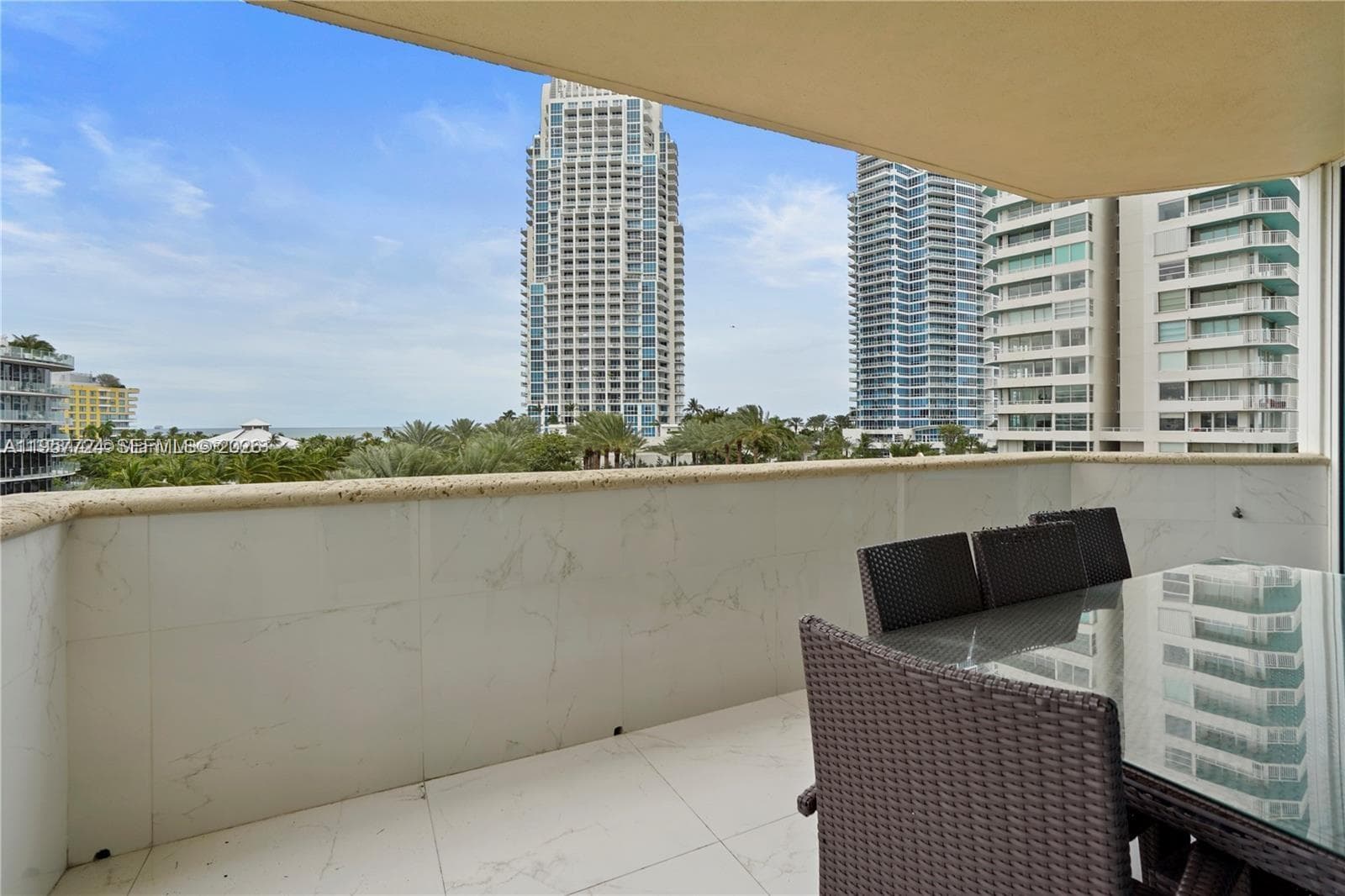 300 S Pointe Dr # 605, Miami Beach FL 33139 — 19