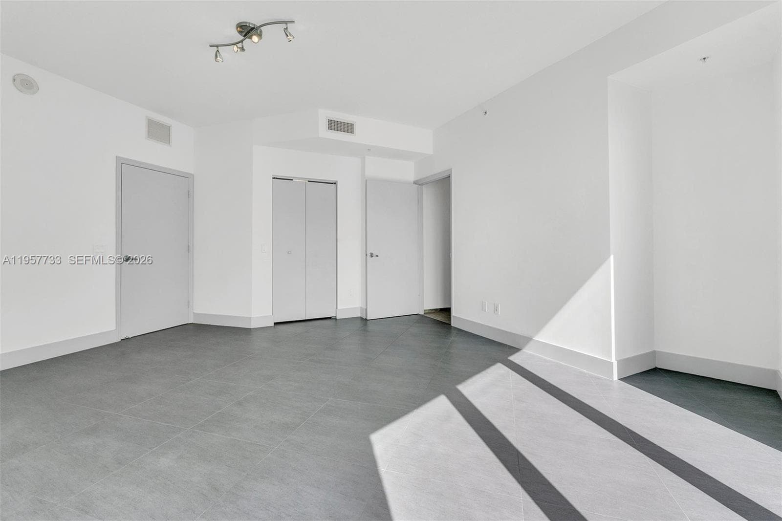 60 SW 13th St # 3400, Miami FL 33130 — 21
