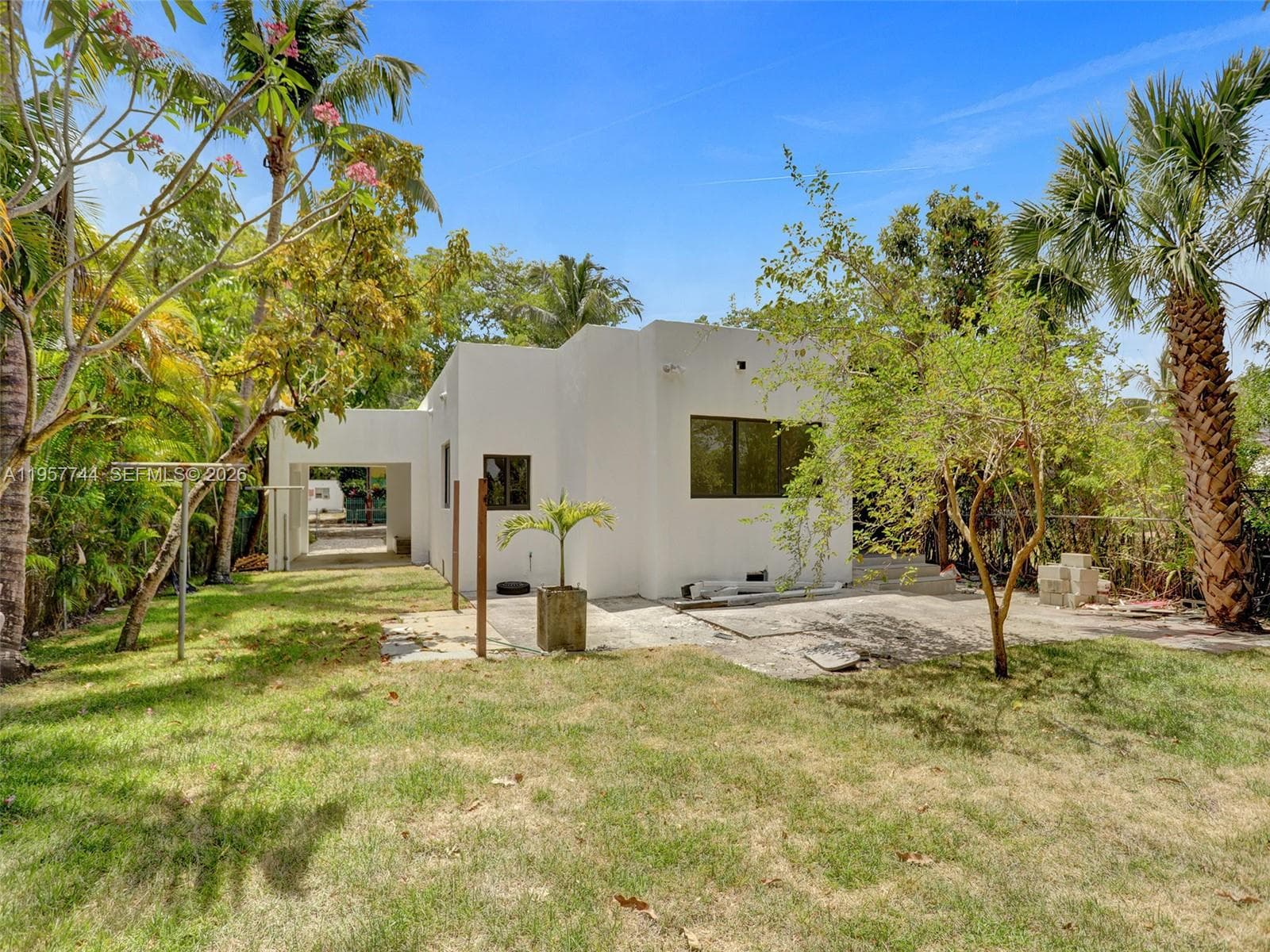 759 NE 127th St, North Miami FL 33161 — 27