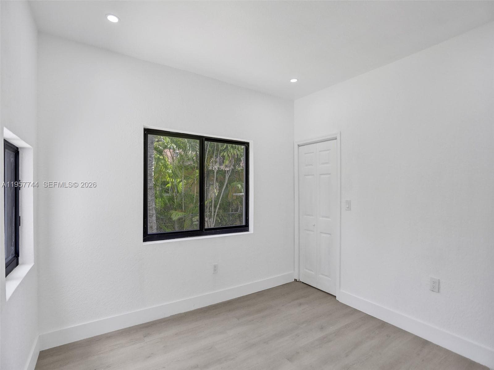 759 NE 127th St, North Miami FL 33161 — 19