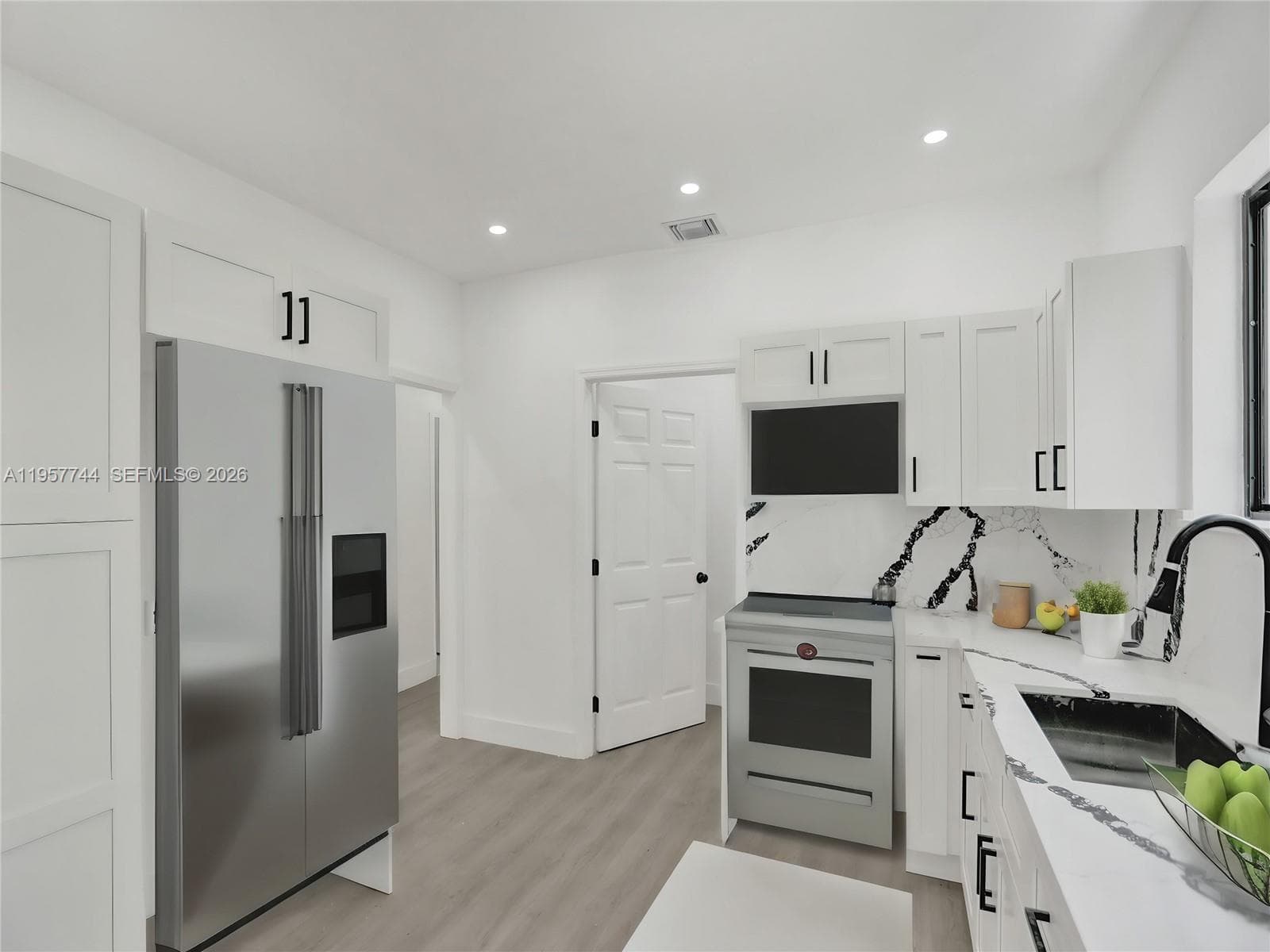 759 NE 127th St, North Miami FL 33161 — 8