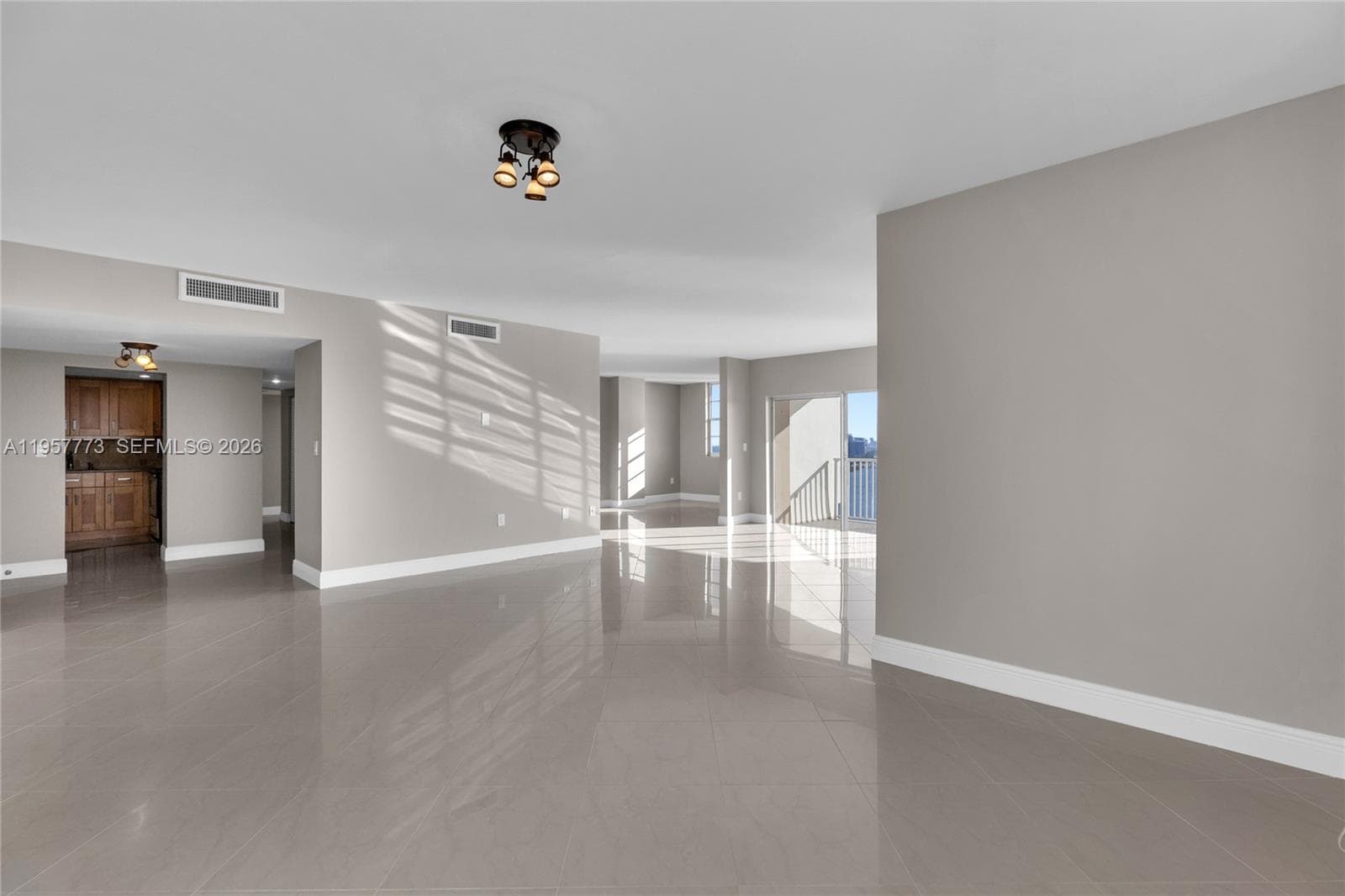 300 Bayview Dr # 06, Sunny Isles Beach FL 33160 — 12