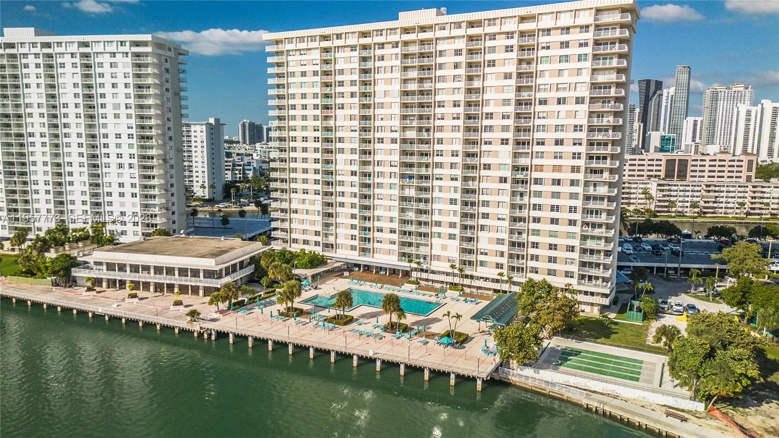 300 Bayview Dr # 06, Sunny Isles Beach FL 33160 — 5
