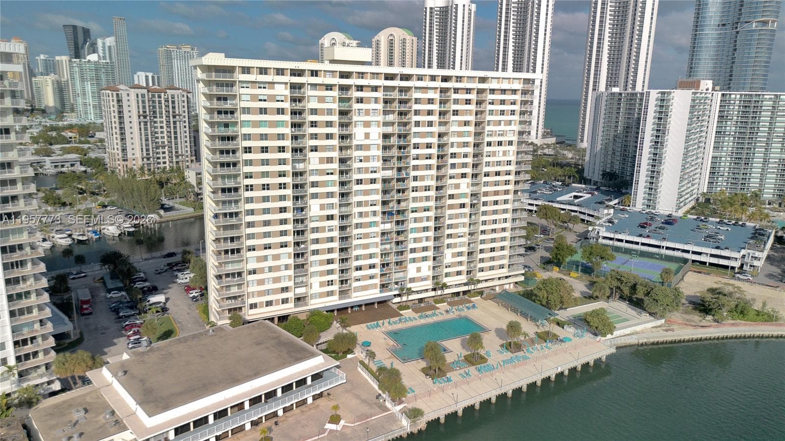 300 Bayview Dr # 06, Sunny Isles Beach FL 33160 — 59