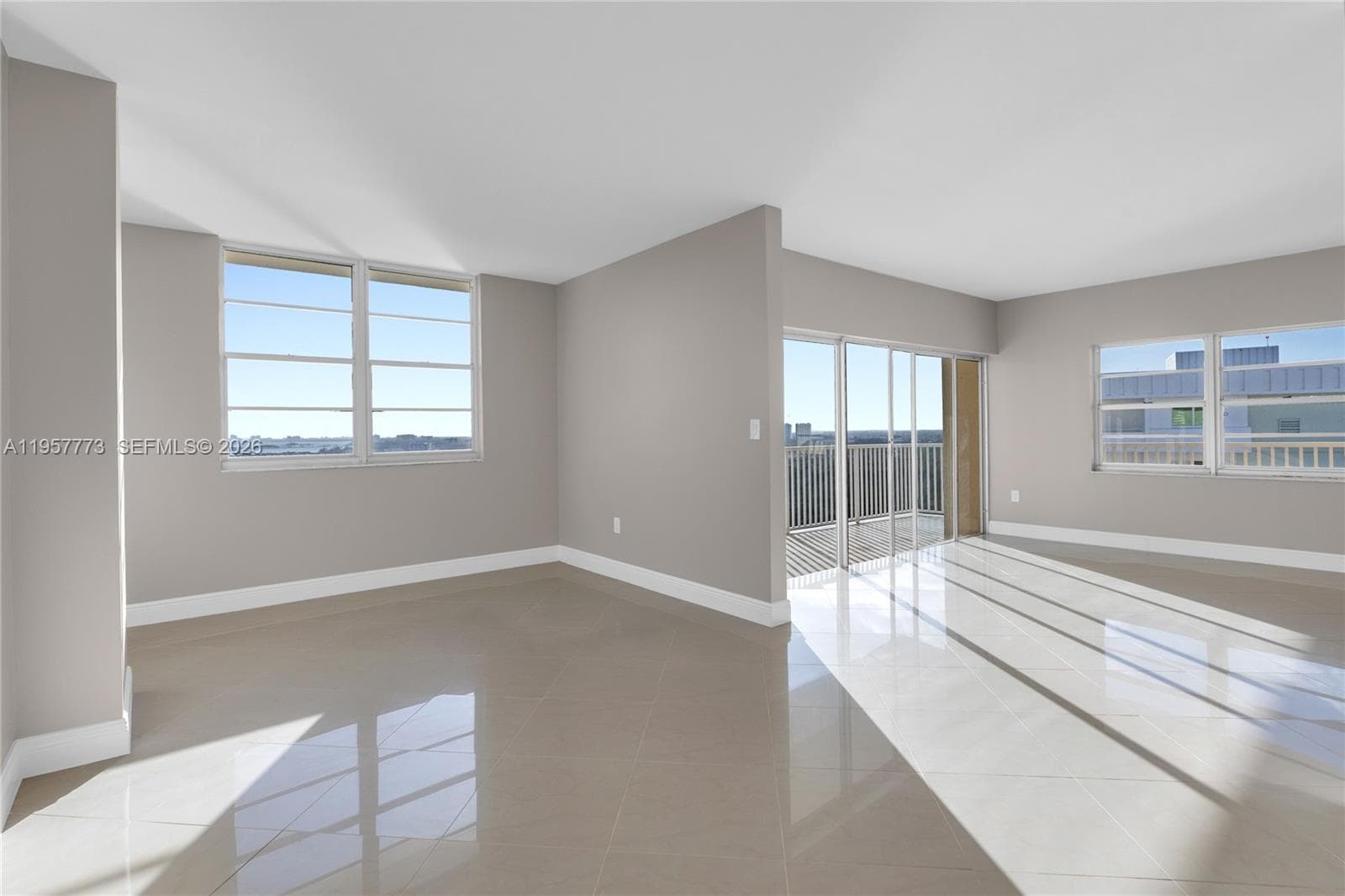 300 Bayview Dr # 06, Sunny Isles Beach FL 33160 — 15