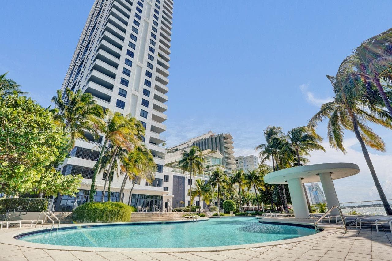 1330 West Ave # 1811, Miami Beach FL 33139 — 42