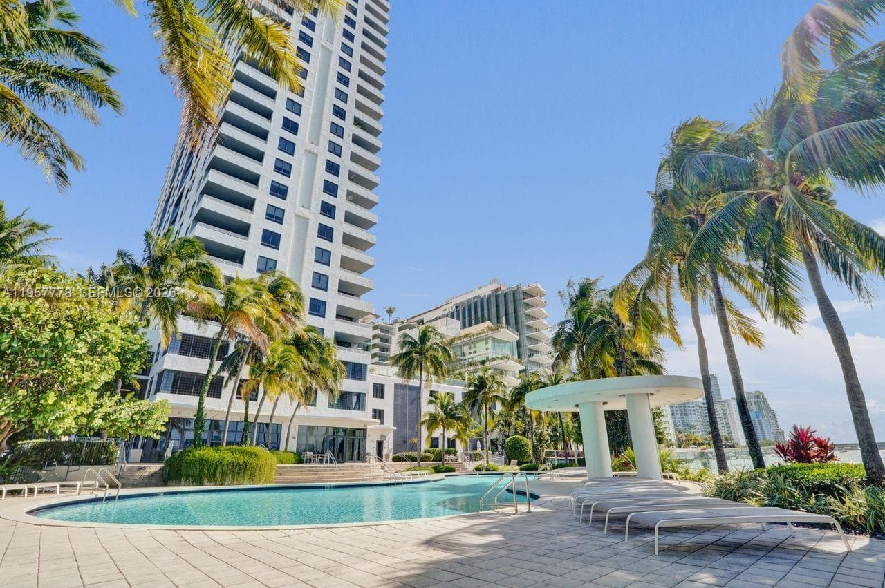 1330 West Ave # 1811, Miami Beach FL 33139 — 43